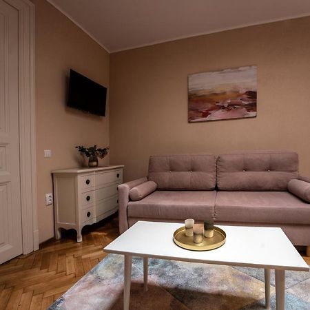 Rendez-Vous Apartment Сигишоара Экстерьер фото