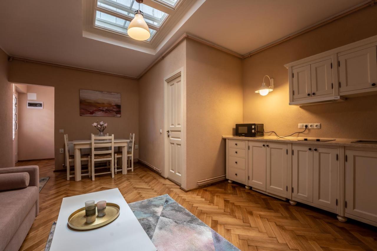 Rendez-Vous Apartment Сигишоара Экстерьер фото